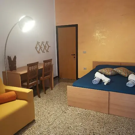 Habitación en casa particular Cimarosa Affitti Brevi *